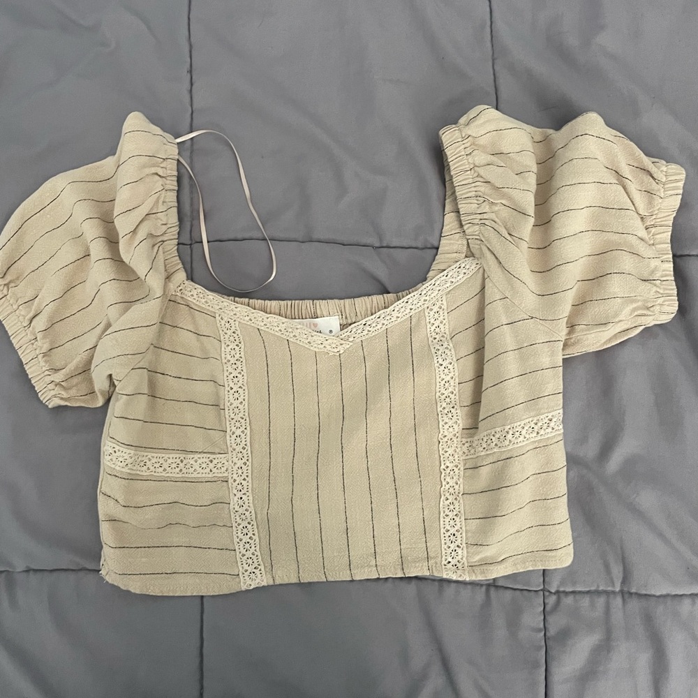 lace crop top